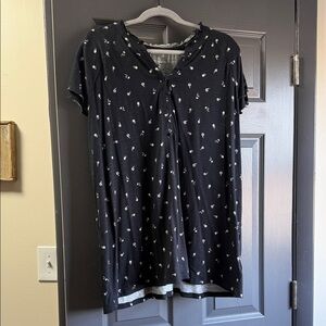 NWT Torrid Black Floral Flutter Sleeve Tee